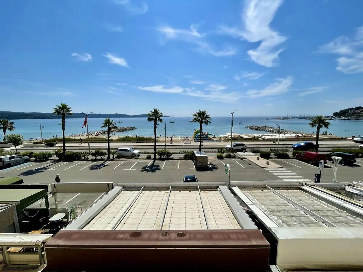 Superbe Apt 2P Front De Mer Pour 4 Pers Avec Terrasse - Cavalaire-Sur-Mer - Fr-1-226B-162