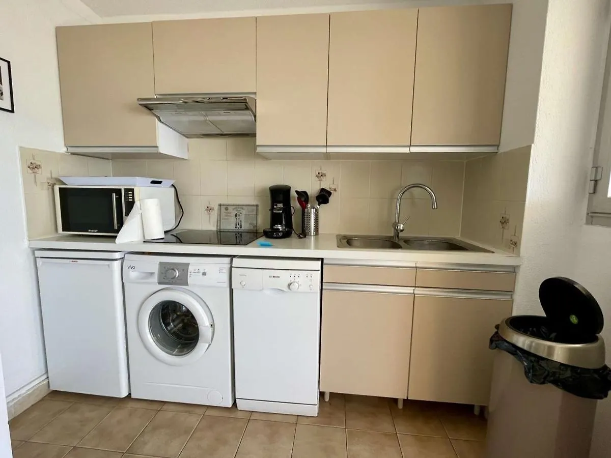 Appartamento Superbe Apt 2P Front De Mer Pour 4 Pers Avec Terrasse - Cavalaire-Sur-Mer - Fr-1-226B-162